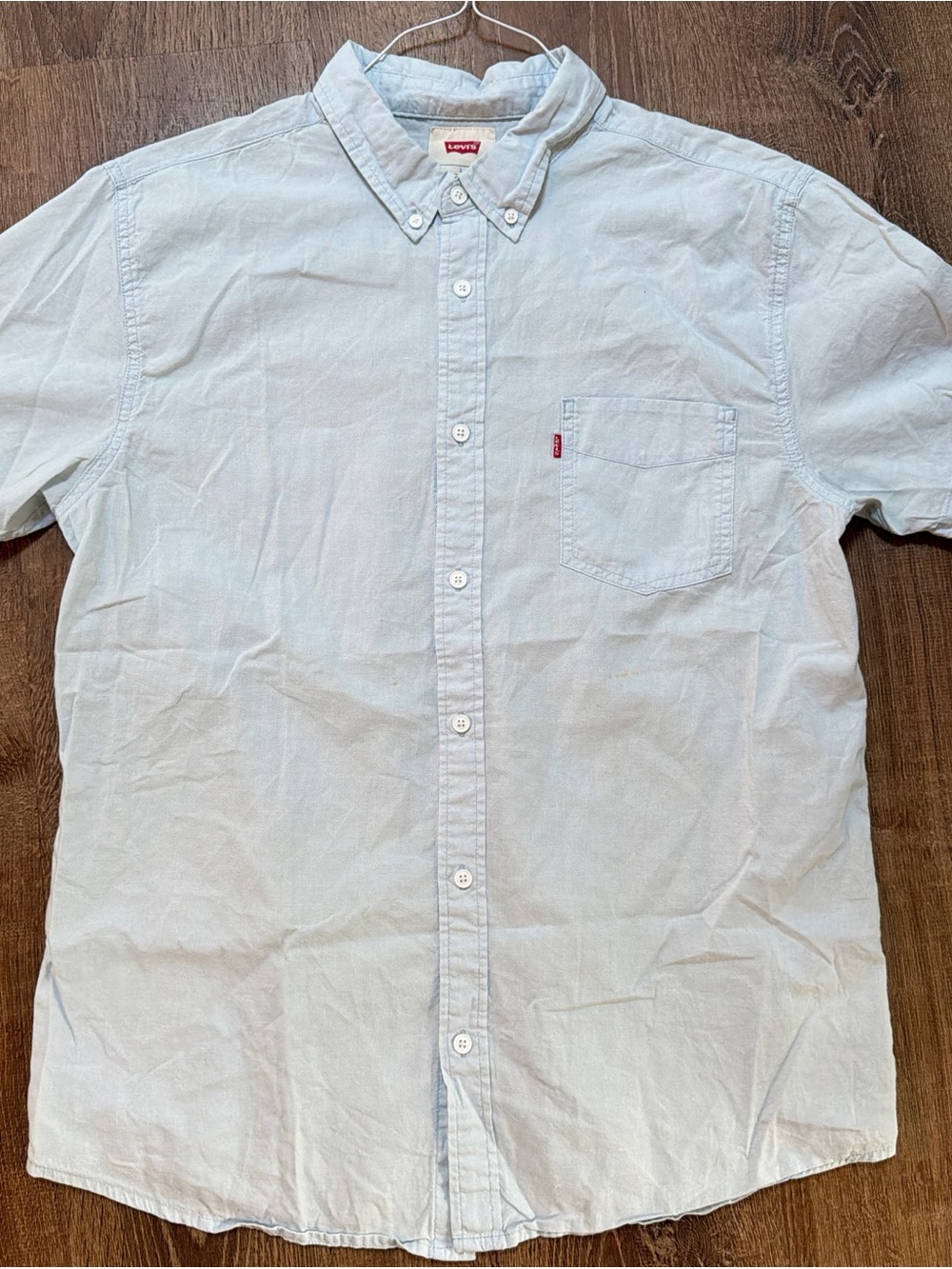 Levi's Light Blue Short-Sleeve Button-Down Shirt with Chest Pocket